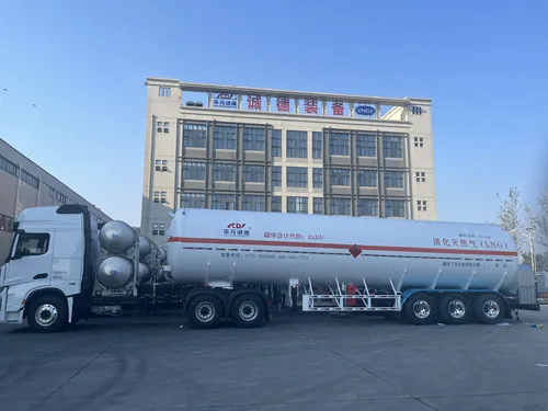Třínápravový Lpg Tanker Lpg Cisternový přívěs Nákladní automobil Lpg plynová cisterna